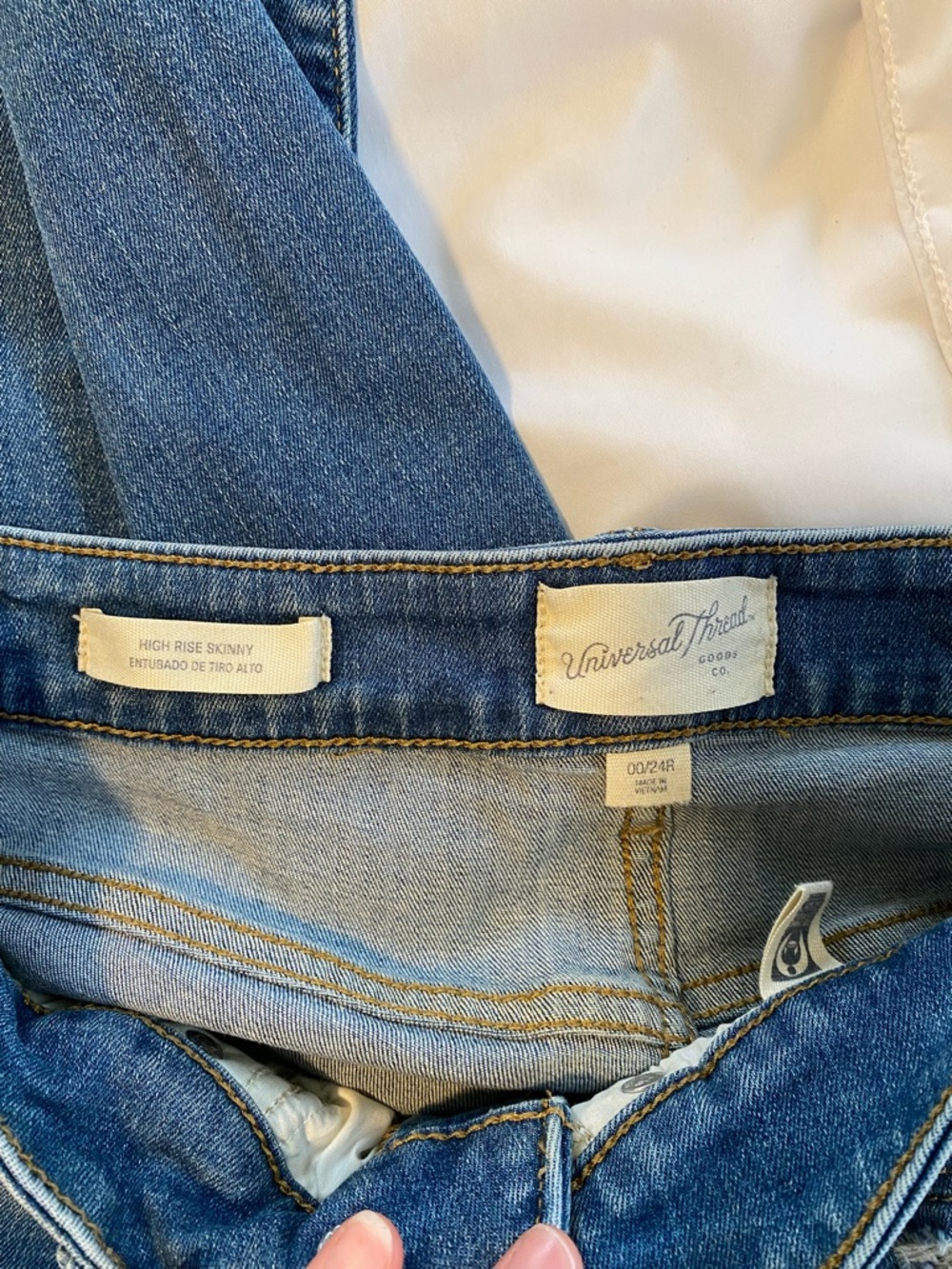 Universal Thread Blue Distressed Skinny Jeans - Picture 2 of 5